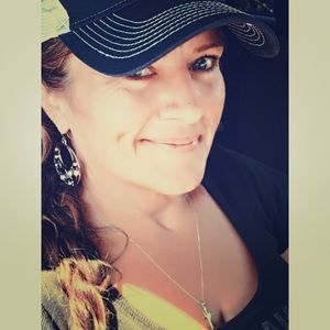 Meet your Posher, Teresa